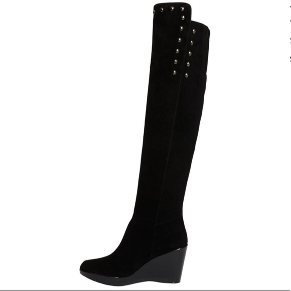 Saratoga Stuart Weitzman Suede Boots size 8